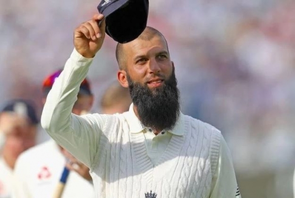 Moeen Ali: England all-rounder retires from Test cricket